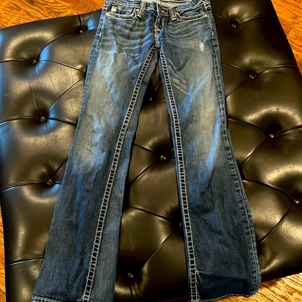 Distress jeans